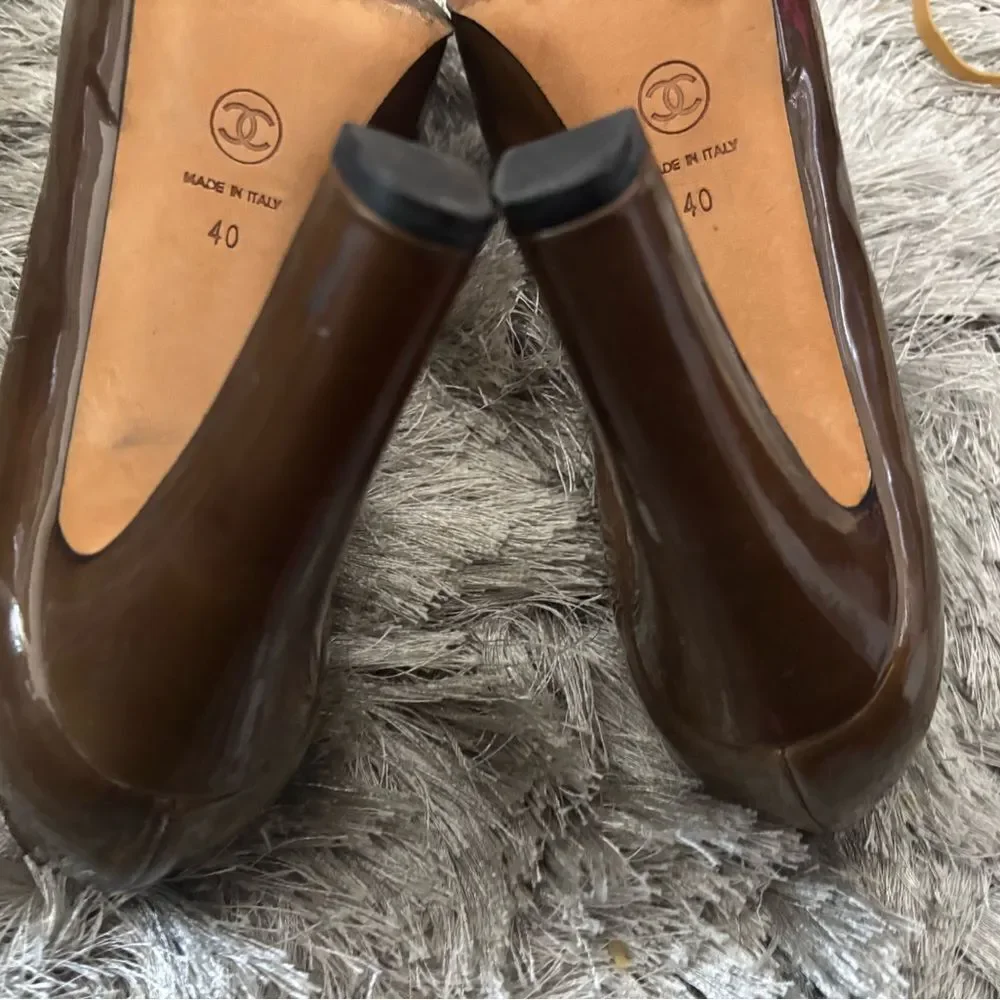 Chanel dress shoes logo pumps colorblock heels classic big monogram platforms